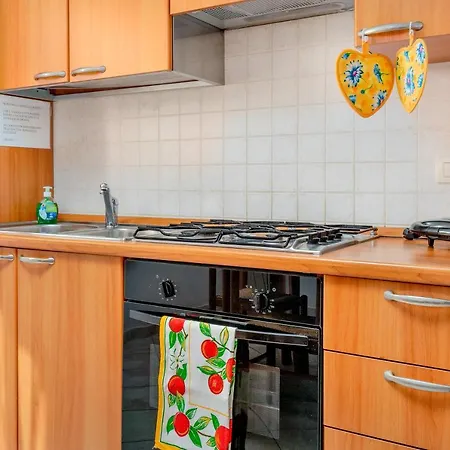 Il Glicine Apartment